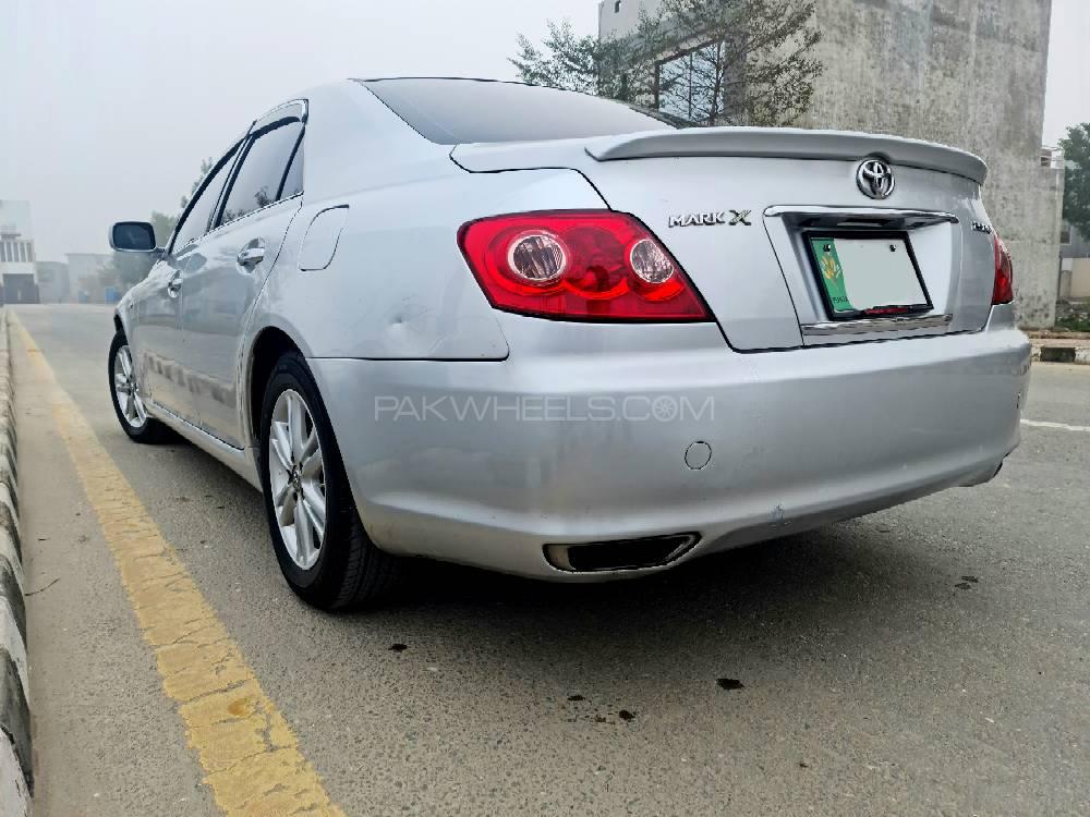 Toyota Mark X 2005 for Sale in Lahore Toyota Mark X 2005 for Sale in Lahore Image-6