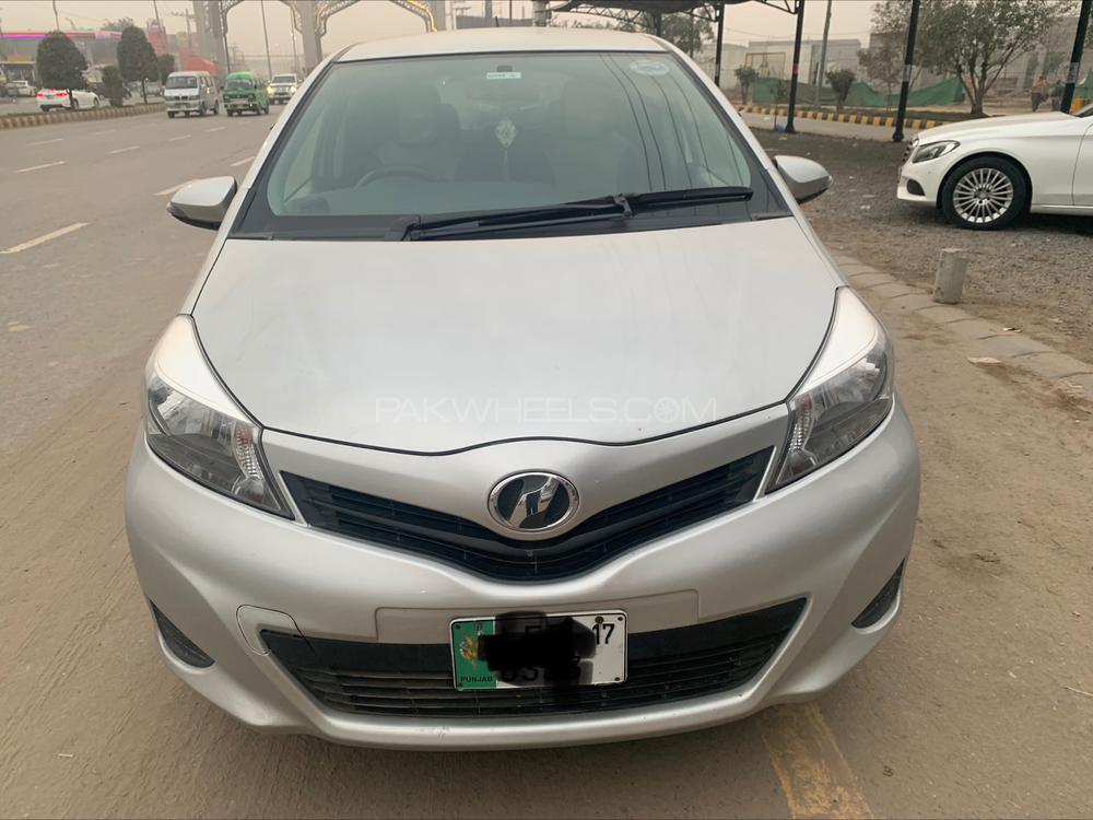 Toyota Vitz 2014 for Sale in Lahore Image-1