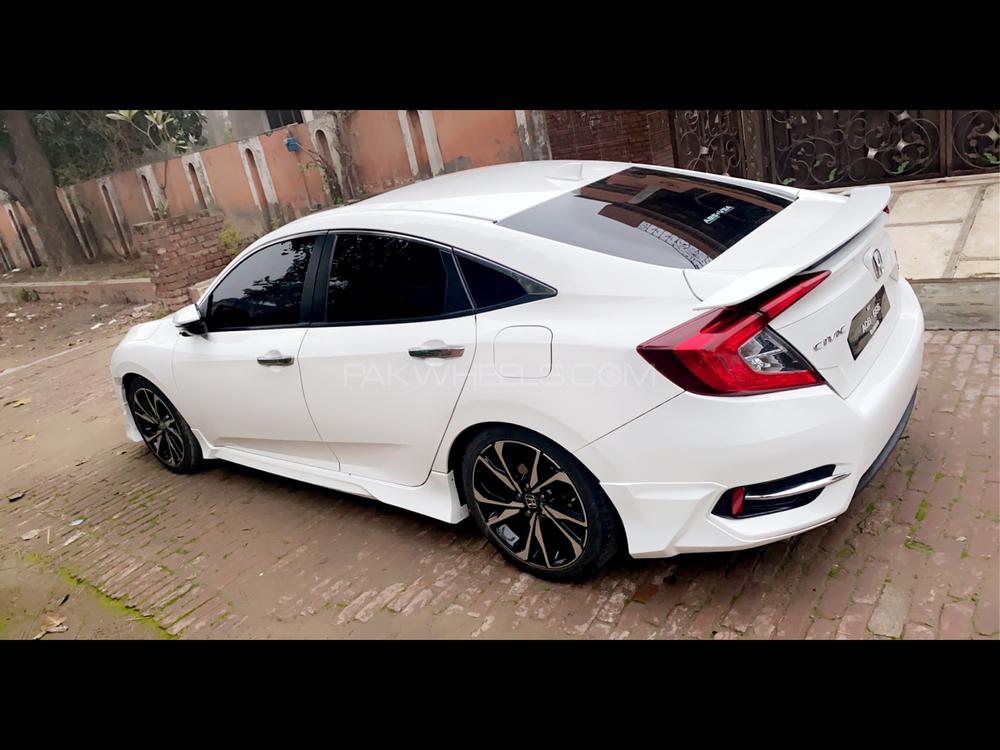 Honda Civic 2020 for Sale in Lahore Honda Civic 2020 for Sale in Lahore Image-10