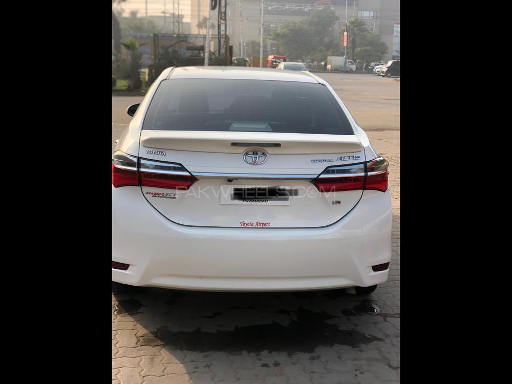Toyota Corolla 2018 for Sale in Gujranwala Image-1