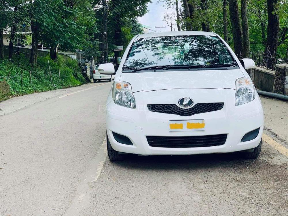 Toyota Vitz 2010 for Sale in Peshawar Image-1
