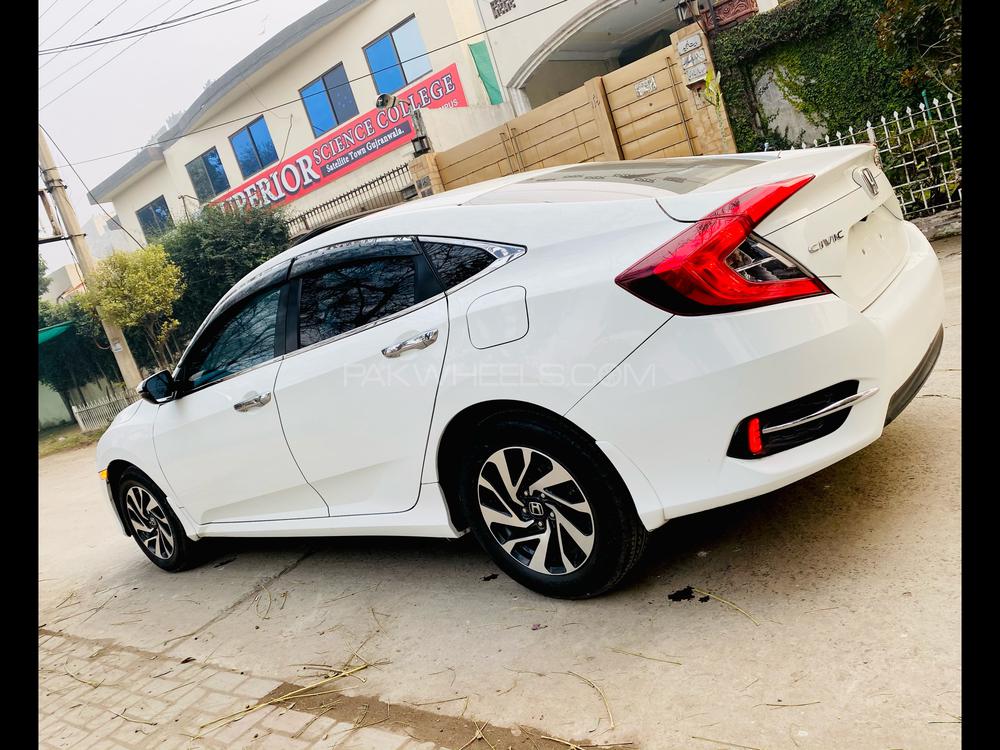 ہونڈا سوک 2017 for Sale in گجرانوالہ ہونڈا سوک 2017 for Sale in گجرانوالہ Image-3