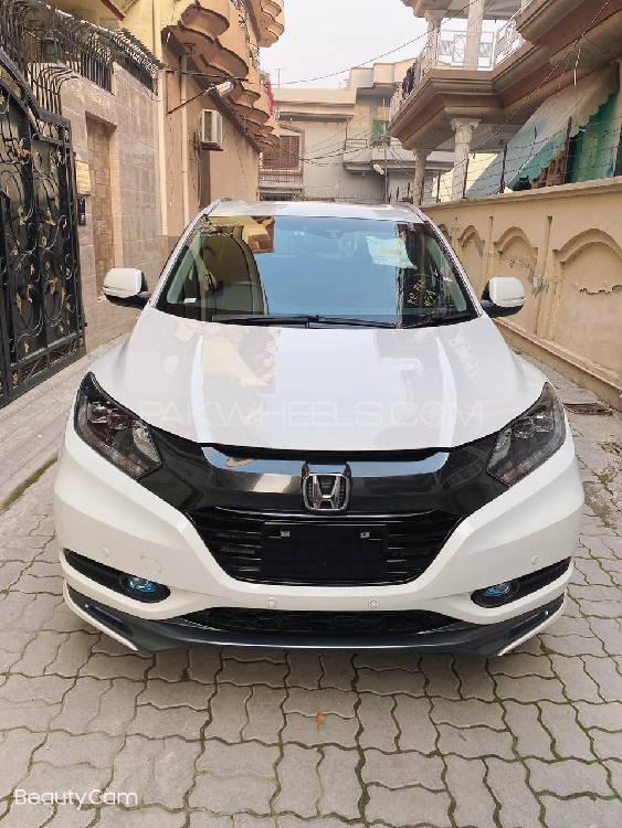 Honda Vezel 2015 for Sale in Sialkot Image-1