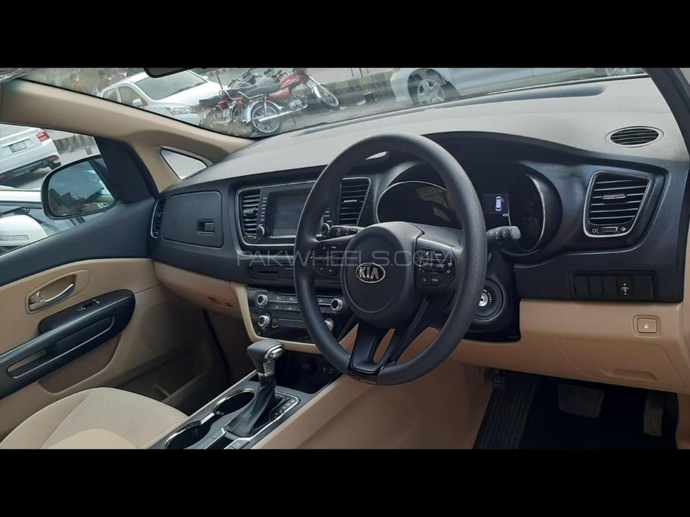 کِیا کارنیول 2018 for Sale in لاہور کِیا کارنیول 2018 for Sale in لاہور Image-11