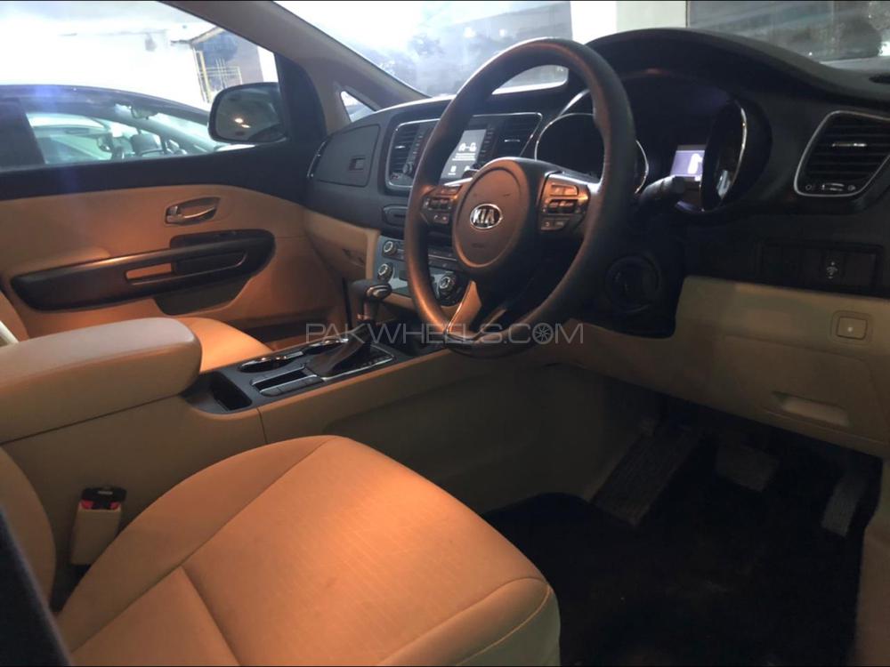 کِیا کارنیول 2018 for Sale in لاہور کِیا کارنیول 2018 for Sale in لاہور Image-17