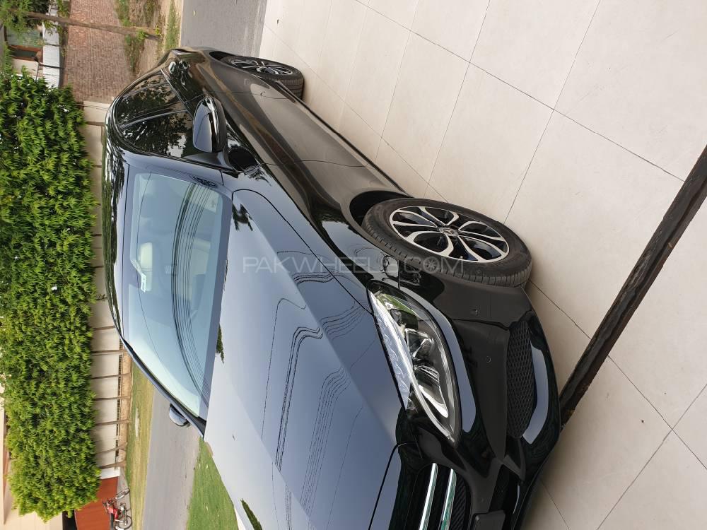 Mercedes Benz C Class 2018 for Sale in Lahore Mercedes Benz C Class 2018 for Sale in Lahore Image-2