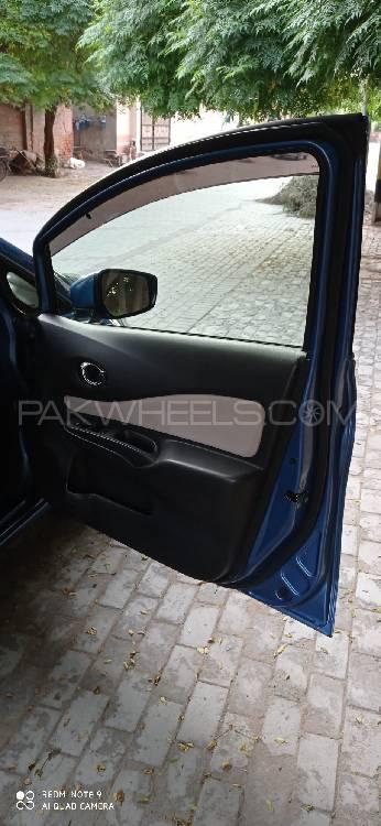 Nissan Note 2017 for Sale in Faisalabad Nissan Note 2017 for Sale in Faisalabad Image-8