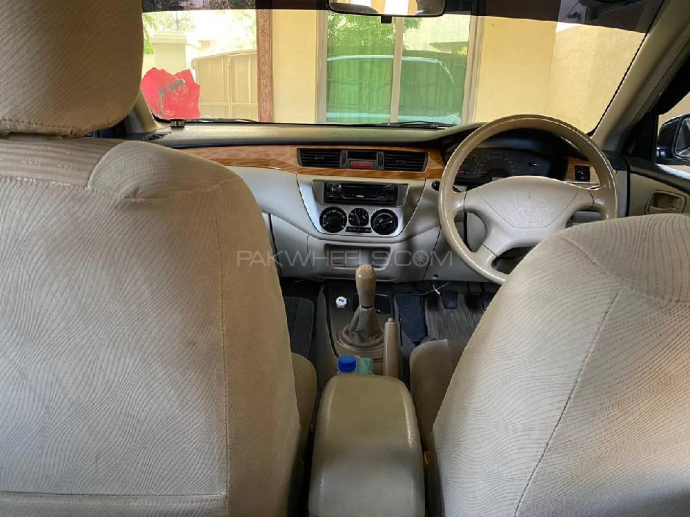 مٹسوبیشی لینسر 2005 for Sale in لاہور مٹسوبیشی لینسر 2005 for Sale in لاہور Image-5
