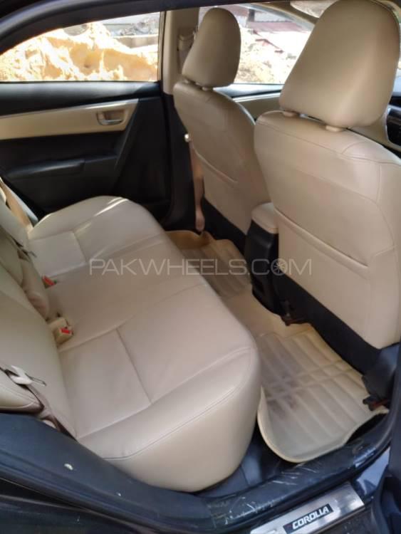 Toyota Corolla 2015 for Sale in Karachi Toyota Corolla 2015 for Sale in Karachi Image-7