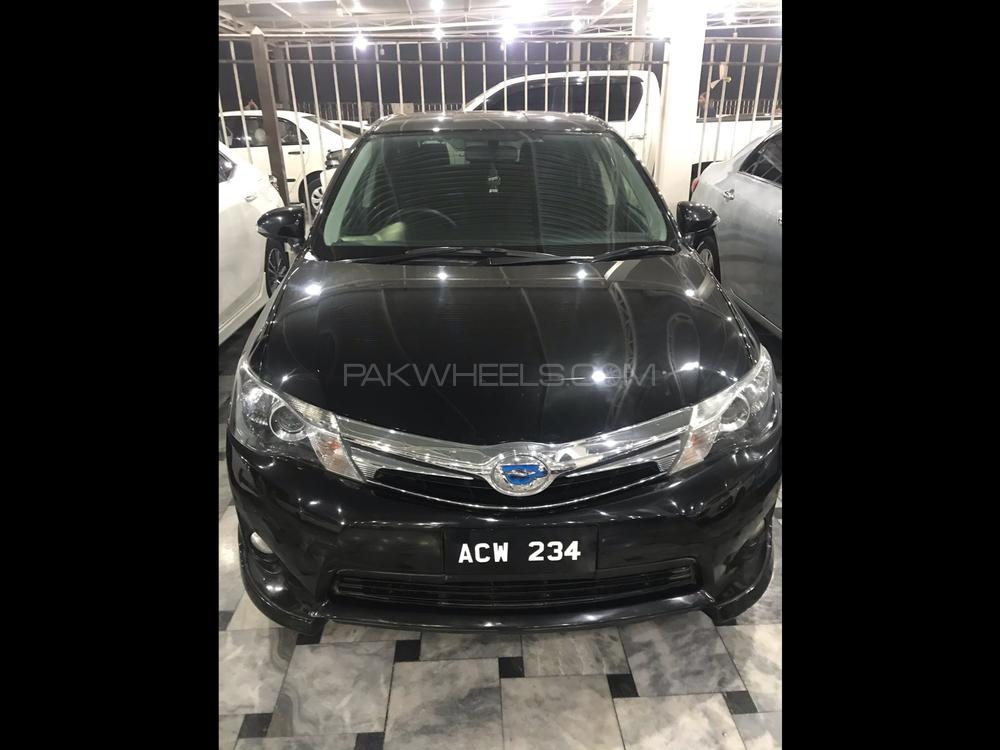 Toyota Corolla Fielder 2014 for Sale in Peshawar Image-1