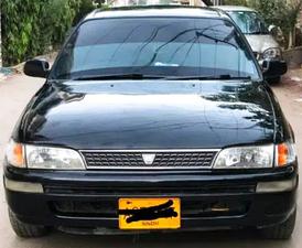 Toyota Corolla - 2000