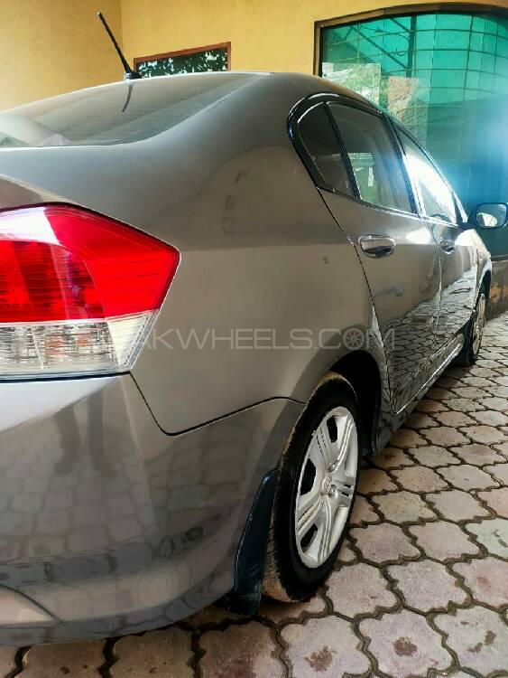 ہونڈا سٹی 2014 for Sale in ملتان ہونڈا سٹی 2014 for Sale in ملتان Image-19
