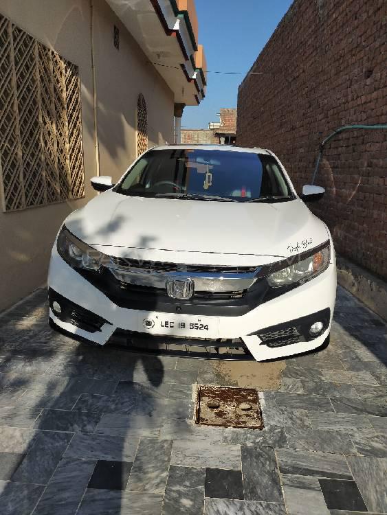Honda Civic 2019 for Sale in Lala musa Honda Civic 2019 for Sale in Lala musa Image-4