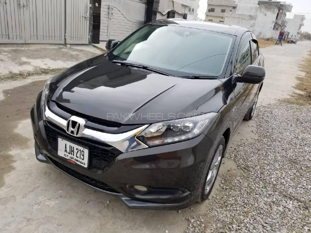 Honda Vezel 2015 for Sale in Lahore Image-1