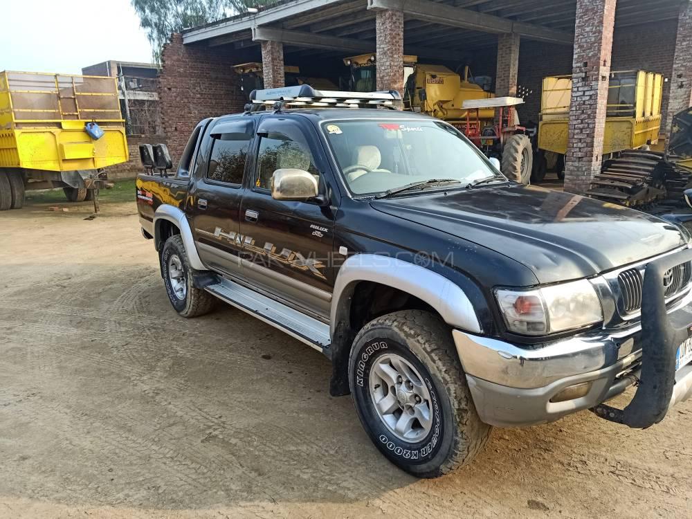 ٹویوٹا ہائیلکس 2003 for Sale in گجرانوالہ ٹویوٹا ہائیلکس 2003 for Sale in گجرانوالہ Image-11