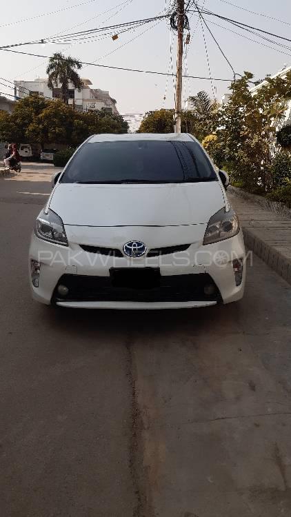 Toyota Prius 2014 for Sale in Karachi Image-1