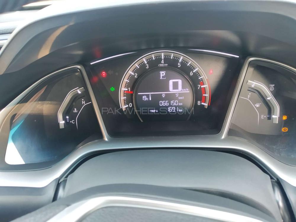 Honda Civic 2017 for Sale in Lahore Honda Civic 2017 for Sale in Lahore Image-16