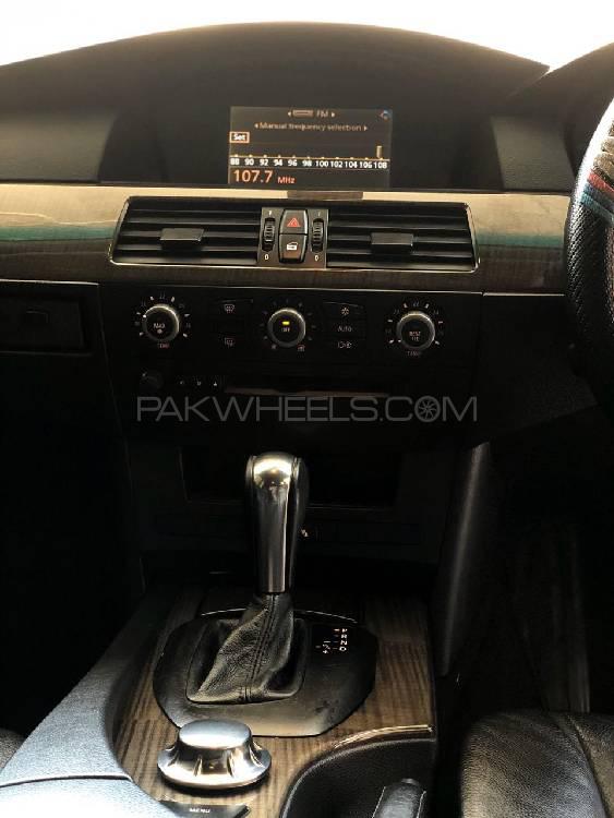 BMW 5 Series 2004 for Sale in Islamabad BMW 5 Series 2004 for Sale in Islamabad Image-8