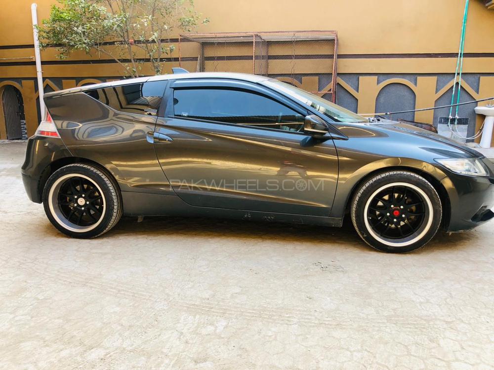 Honda CR-Z 2011 for Sale in Peshawar Honda CR-Z 2011 for Sale in Peshawar Image-7
