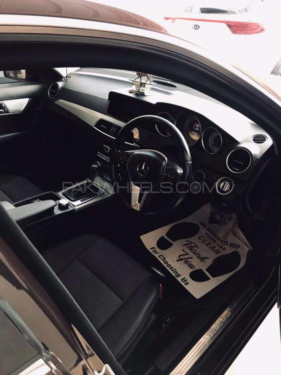 مرسڈیز بینز سی کلاس 2012 for Sale in لاہور مرسڈیز بینز سی کلاس 2012 for Sale in لاہور Image-4