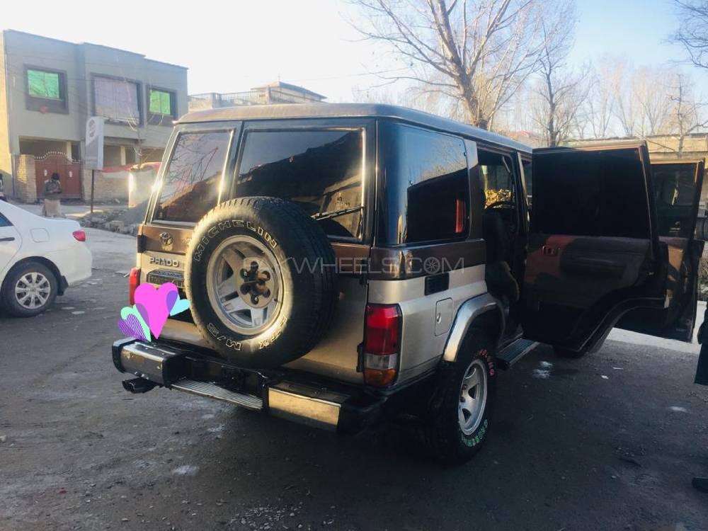 ٹویوٹا لینڈ کروزر 1992 for Sale in ایبٹ آباد ٹویوٹا لینڈ کروزر 1992 for Sale in ایبٹ آباد Image-3