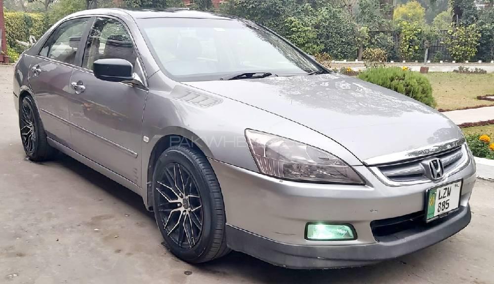 Honda Accord 2005 for Sale in Lahore Image-1