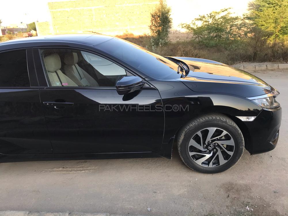 Honda Civic 2018 for Sale in Faisalabad Honda Civic 2018 for Sale in Faisalabad Image-7