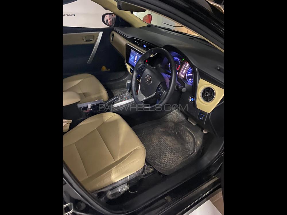 Toyota Corolla 2020 for Sale in Peshawar Toyota Corolla 2020 for Sale in Peshawar Image-5