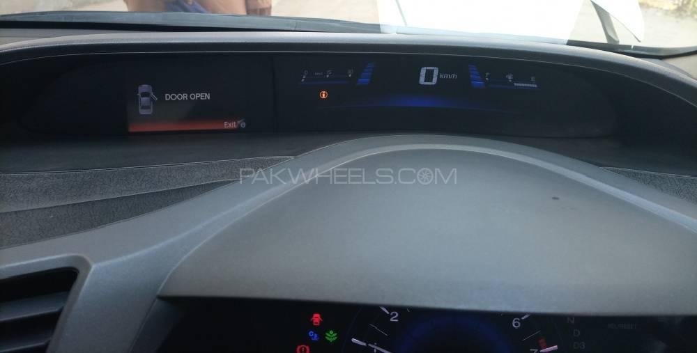 Honda Civic 2015 for Sale in Hyderabad Honda Civic 2015 for Sale in Hyderabad Image-3