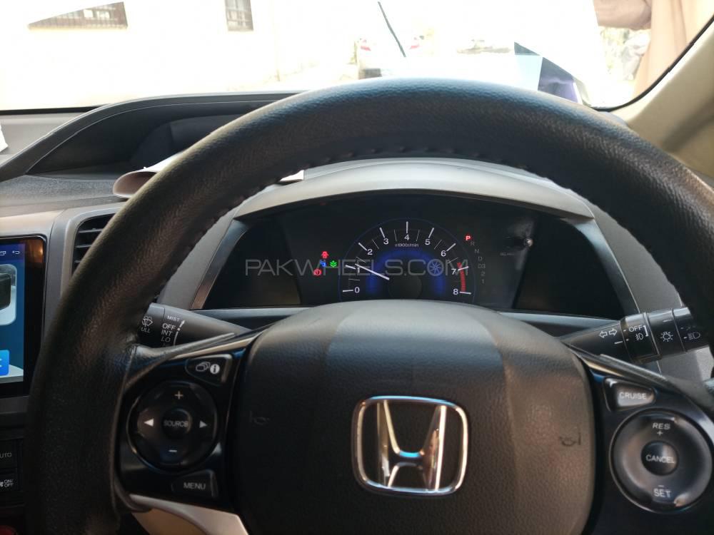 Honda Civic 2015 for Sale in Hyderabad Honda Civic 2015 for Sale in Hyderabad Image-2