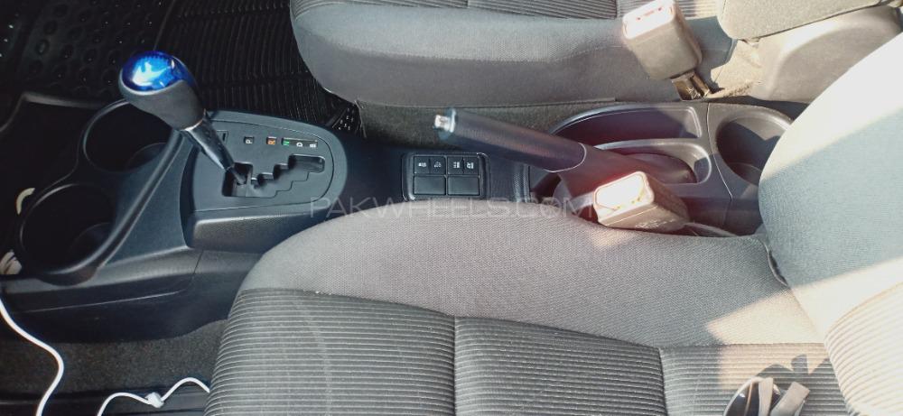 Toyota Aqua 2017 for Sale in Multan Toyota Aqua 2017 for Sale in Multan Image-12