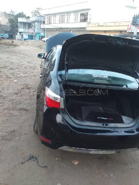 Toyota Corolla 2016 for Sale in Sialkot Image-1
