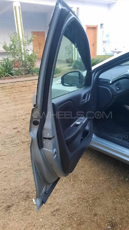 ہونڈا گریس ہائبرڈ 2015 for Sale in مردان ہونڈا گریس ہائبرڈ 2015 for Sale in مردان Image-10