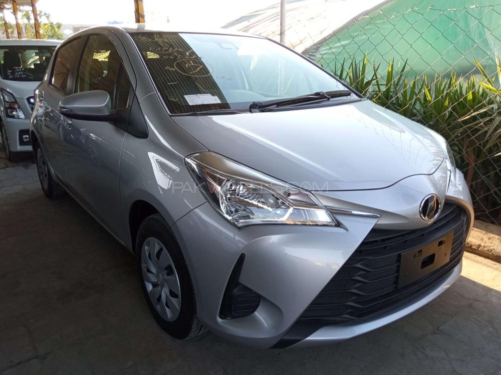 Toyota Vitz 2017 for Sale in Rawalpindi Image-1