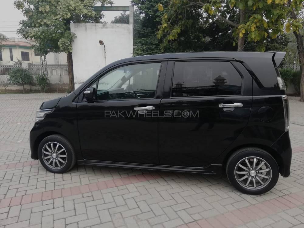 Honda N Wgn 2015 for Sale in Lahore Honda N Wgn 2015 for Sale in Lahore Image-12
