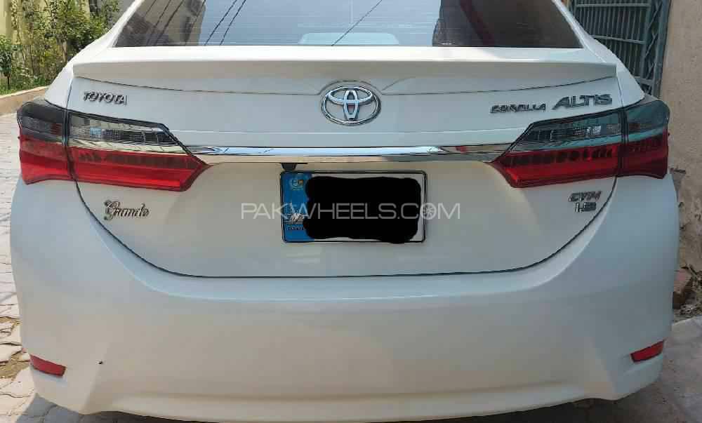 Toyota Corolla 2018 for Sale in Peshawar Toyota Corolla 2018 for Sale in Peshawar Image-4