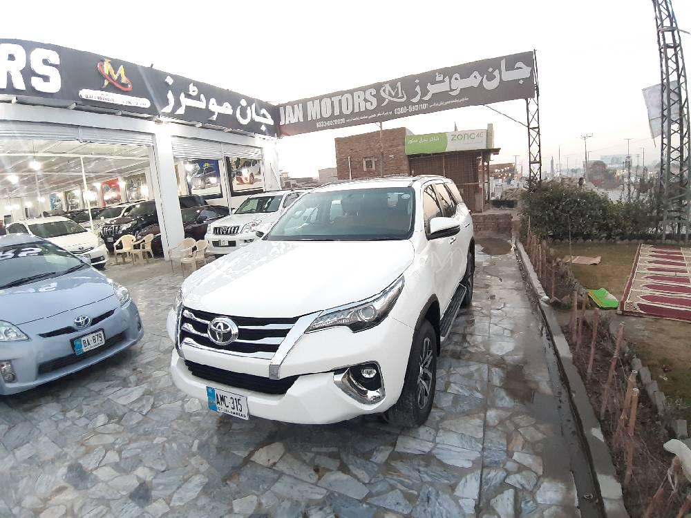 Toyota Fortuner 2019 for Sale in Peshawar Toyota Fortuner 2019 for Sale in Peshawar Image-8