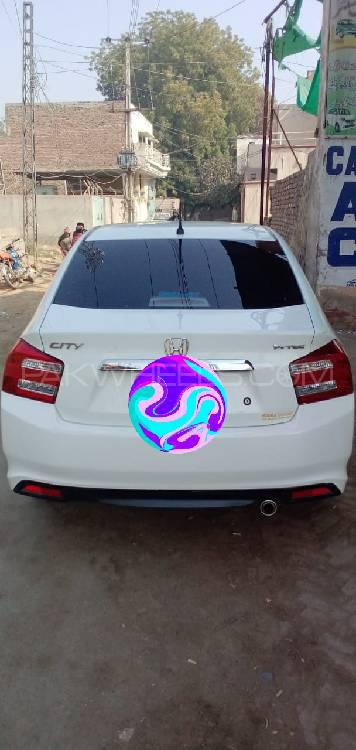 Honda City 2016 for Sale in Rahim Yar Khan Honda City 2016 for Sale in Rahim Yar Khan Image-2