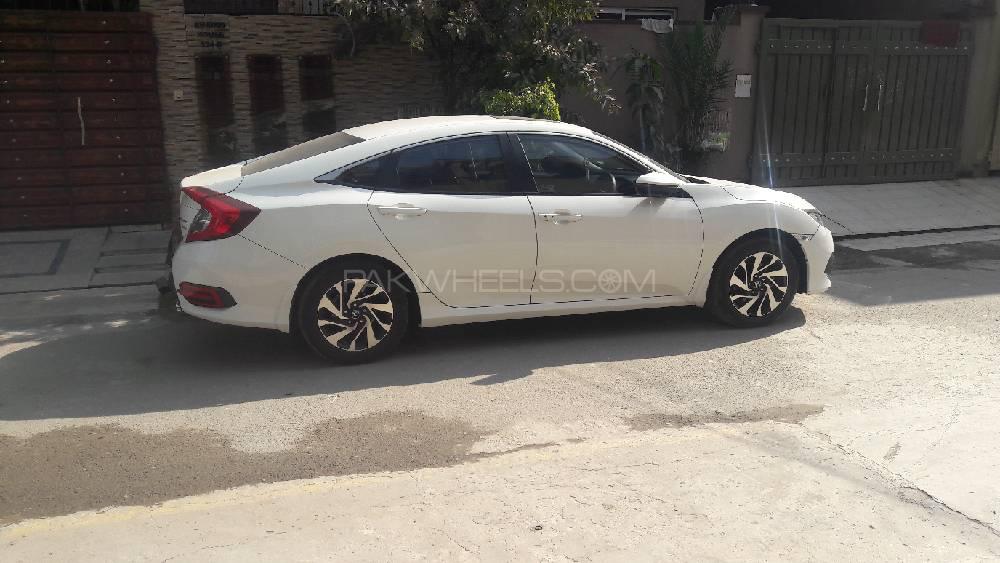 Honda Civic 2018 for Sale in Lahore Honda Civic 2018 for Sale in Lahore Image-2
