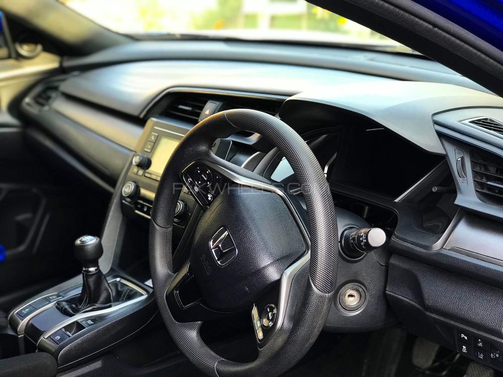 Honda Civic 2018 for Sale in Lahore Honda Civic 2018 for Sale in Lahore Image-13