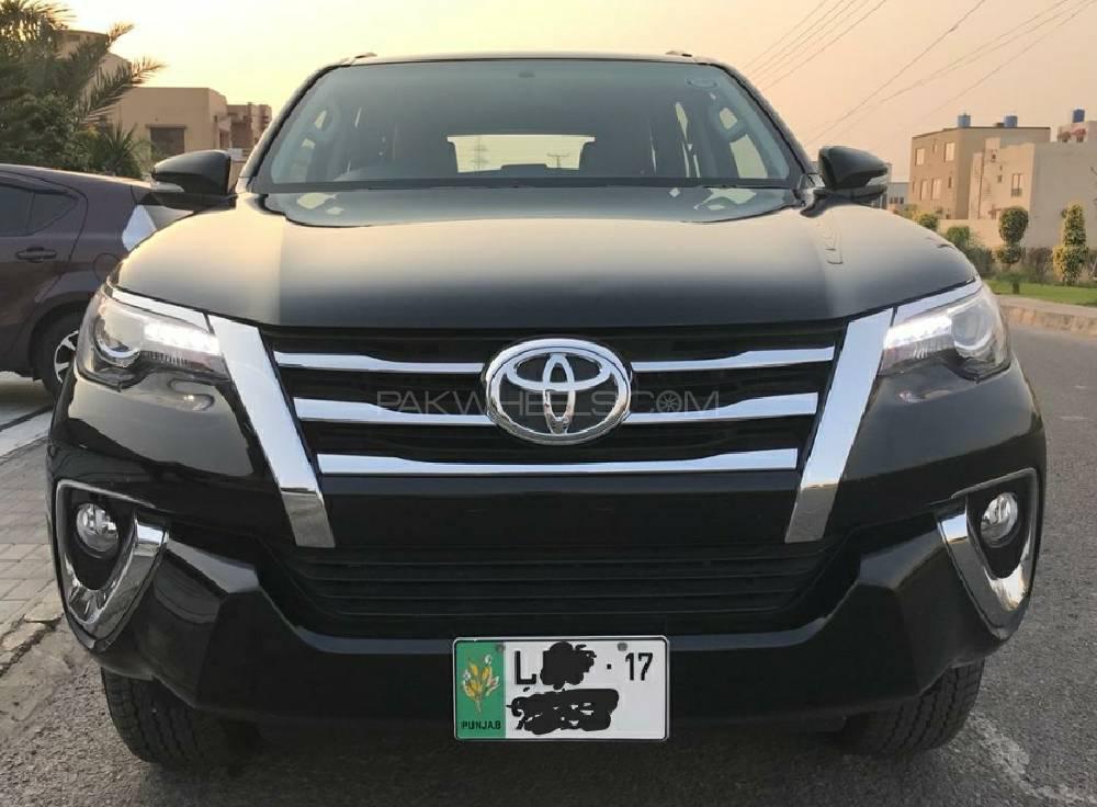 Toyota Fortuner 2017 for Sale in Faisalabad Image-1