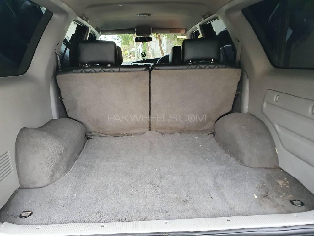 Toyota Surf 2001 for Sale in Karachi Toyota Surf 2001 for Sale in Karachi Image-8