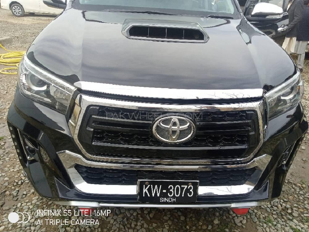 Toyota Hilux 2017 for Sale in Charsadda Image-1