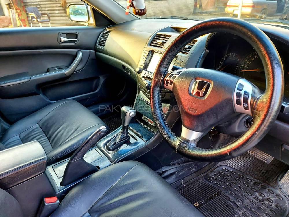 Honda Accord 2003 for Sale in Peshawar Image-1