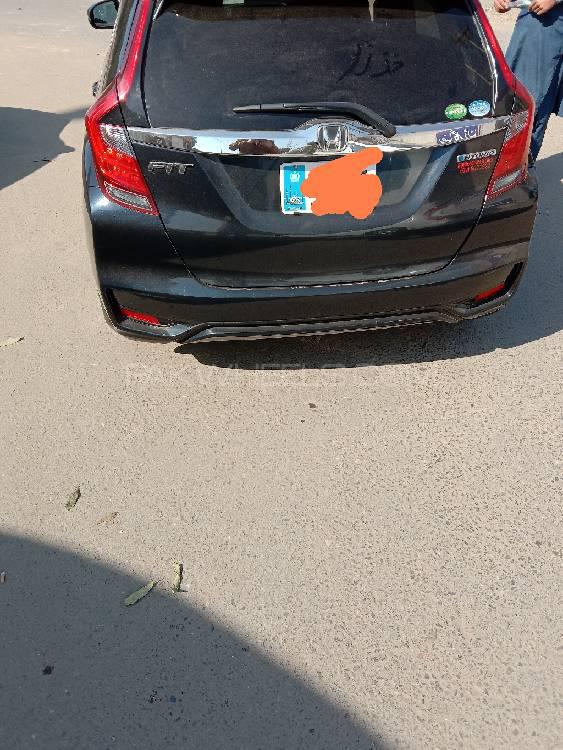 Honda Fit 2018 for Sale in Faisalabad Image-1