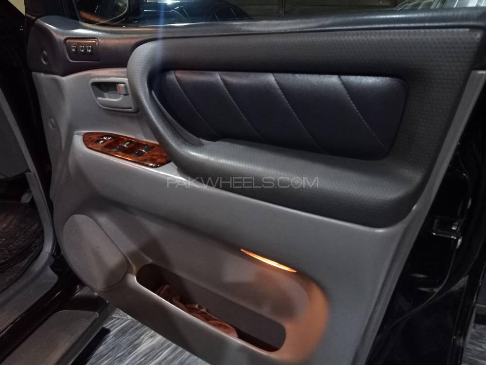 Toyota Land Cruiser 1999 for Sale in Lahore Toyota Land Cruiser 1999 for Sale in Lahore Image-6