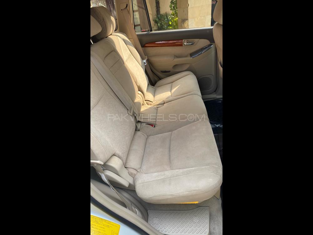 Toyota Prado 2006 for Sale in Lahore Toyota Prado 2006 for Sale in Lahore Image-17