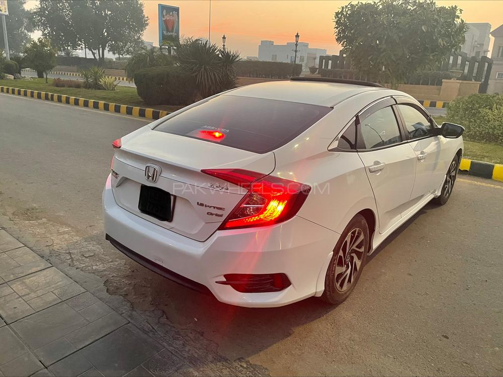 Honda Civic 2019 for Sale in Sialkot Honda Civic 2019 for Sale in Sialkot Image-9