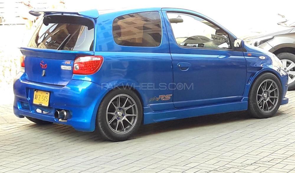 Toyota Vitz - 2004  Toyota Vitz - 2004  Image-7