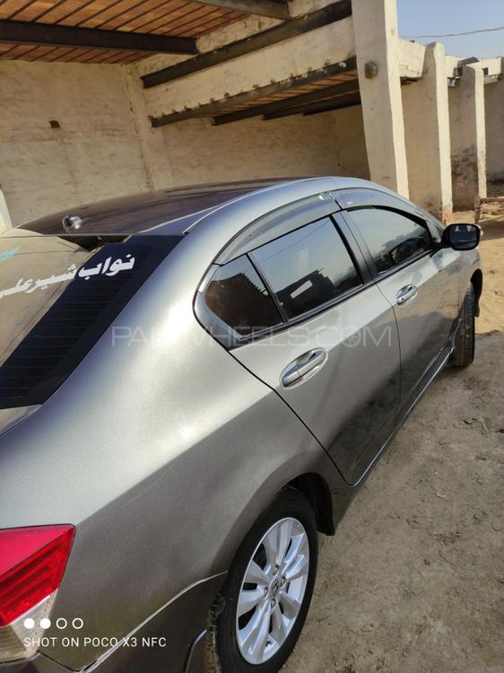 ہونڈا سٹی 2014 for Sale in ساہیوال ہونڈا سٹی 2014 for Sale in ساہیوال Image-2